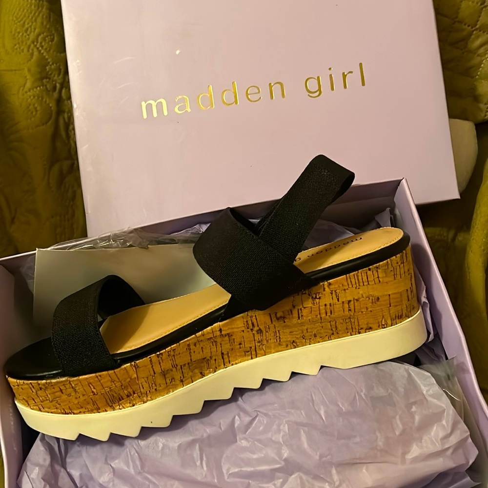 Madden Girl Simone Black Sandal